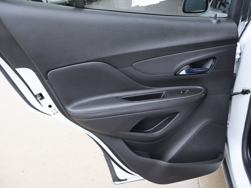 Used 2020 Buick Encore Preferred w/ Safety Package image 24