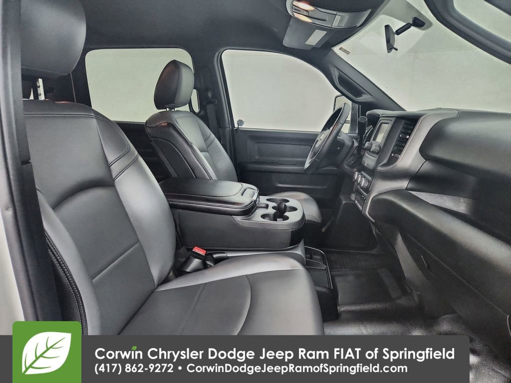 Used 2023 RAM 4500 Tradesman w/ Chrome Appearance Group image 23
