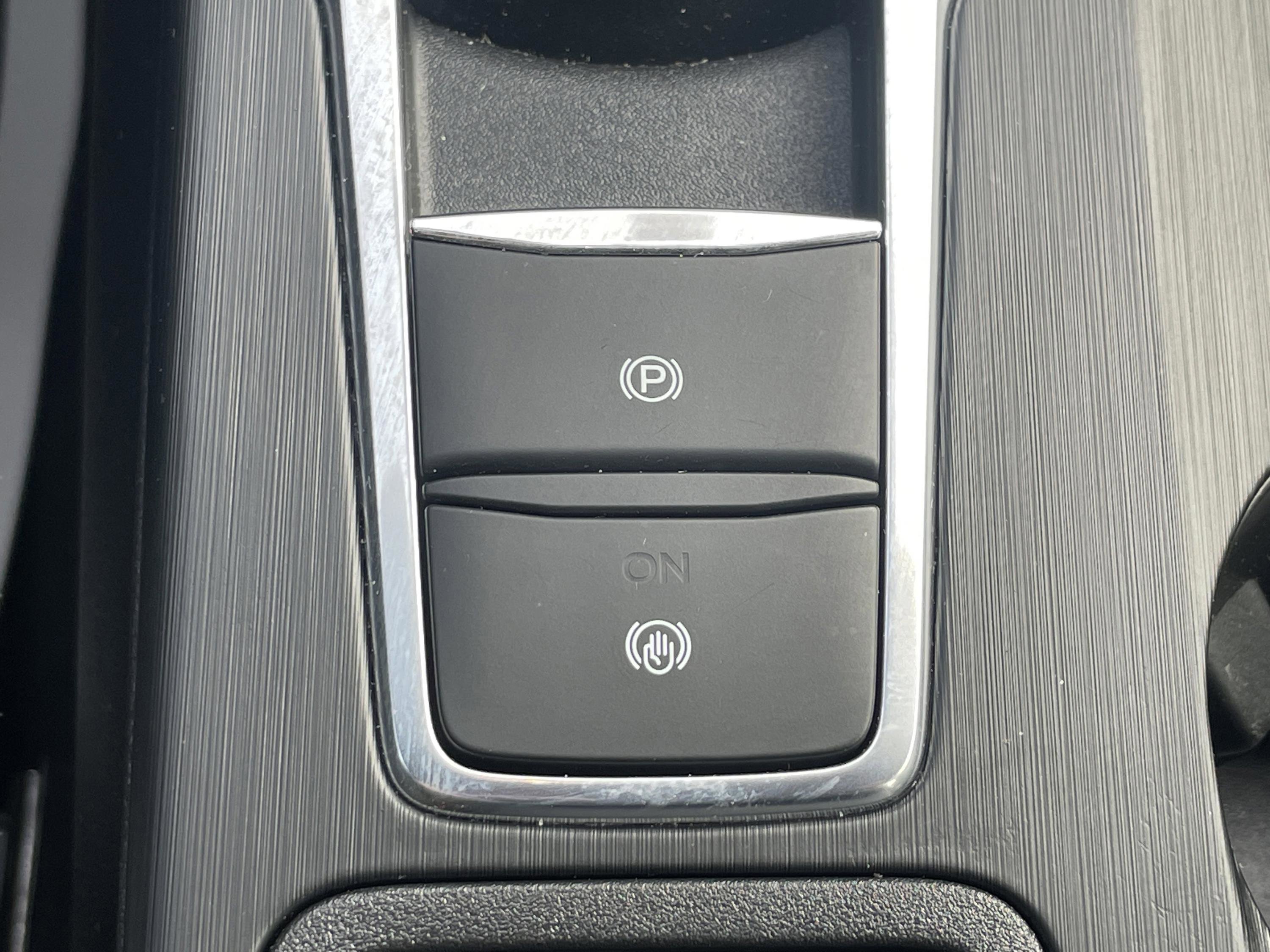 Used 2024 Ford Escape ST-Line w/ Tech Pack #1 image 32