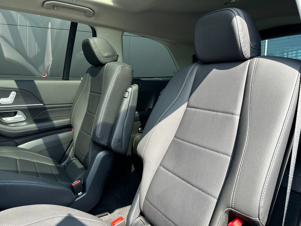 New 2026 Mercedes-Benz GLS 450 4MATIC image 26