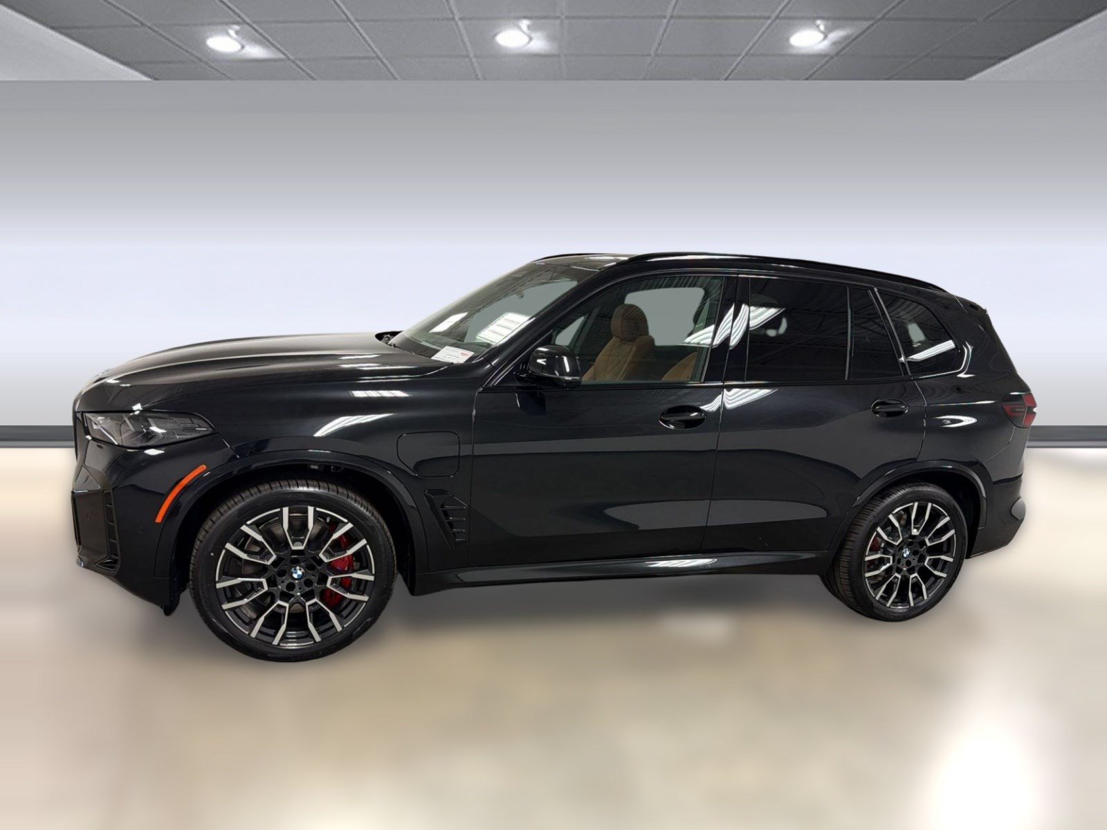 New 2026 BMW X5 xDrive50e w/ M Sport Package AWD/4WD image 2
