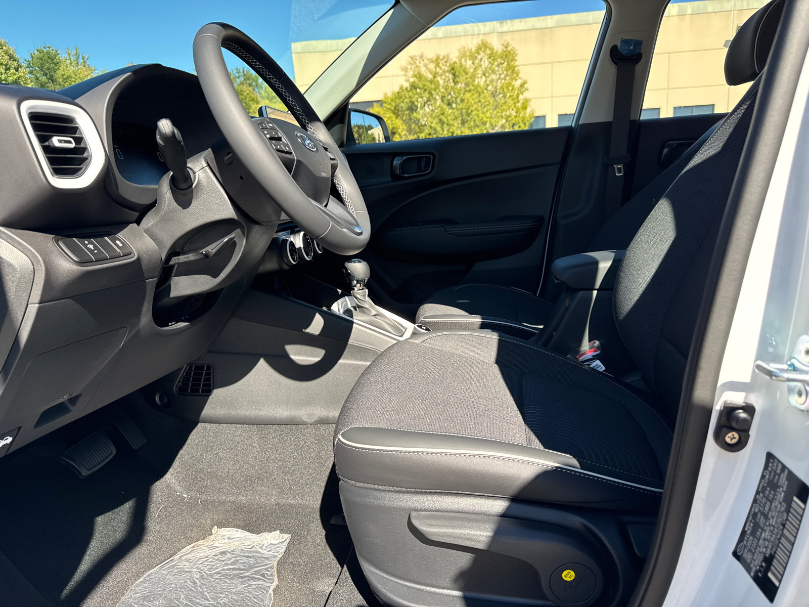 New 2026 Hyundai Venue SEL FWD image 10