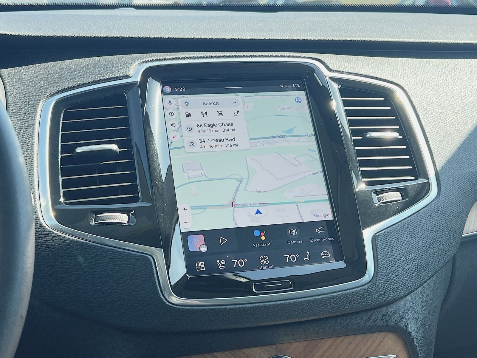 Used 2023 Volvo XC90 B6 Plus image 28