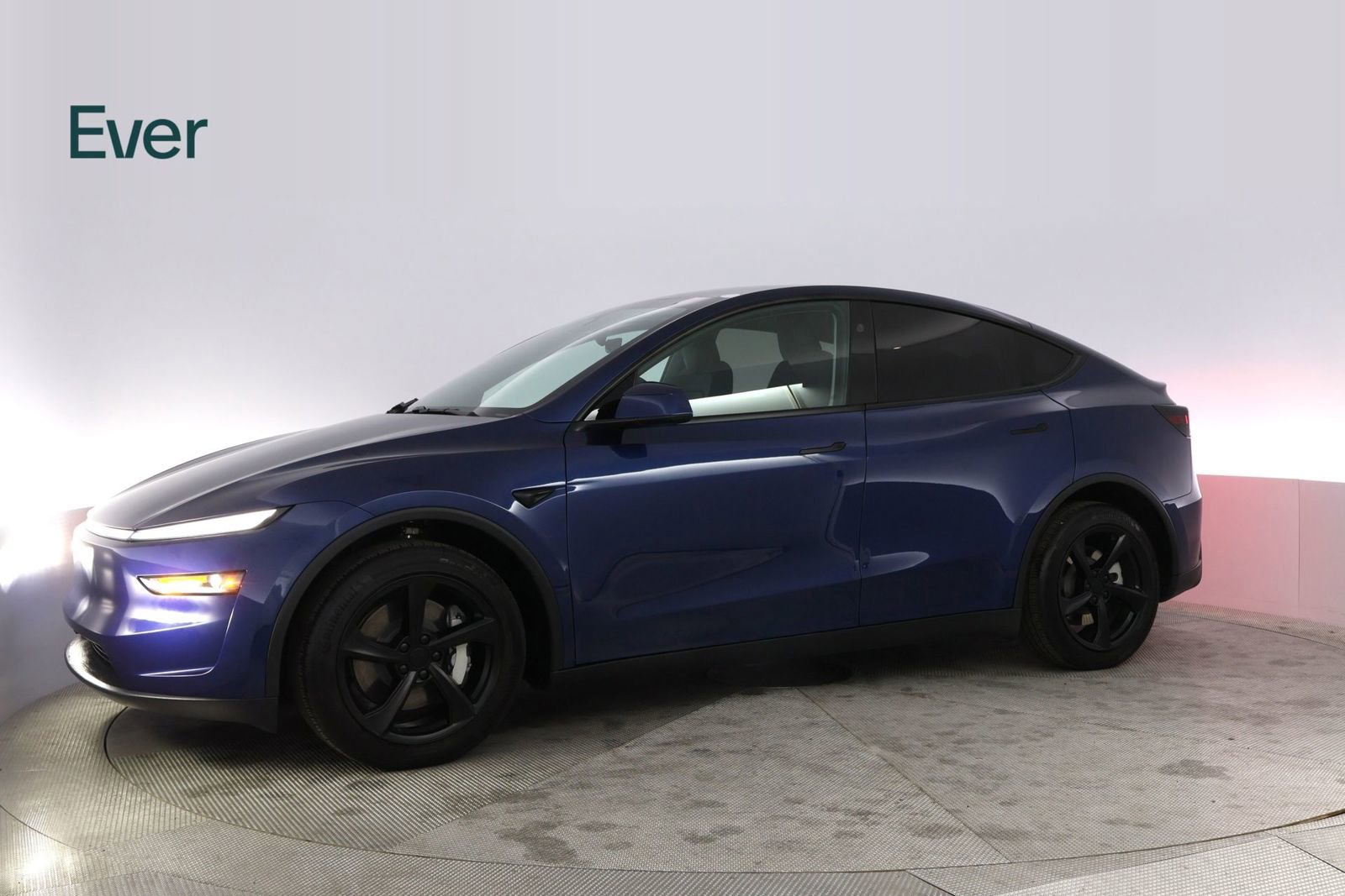 Used 2026 Tesla Model Y 2WD image 18