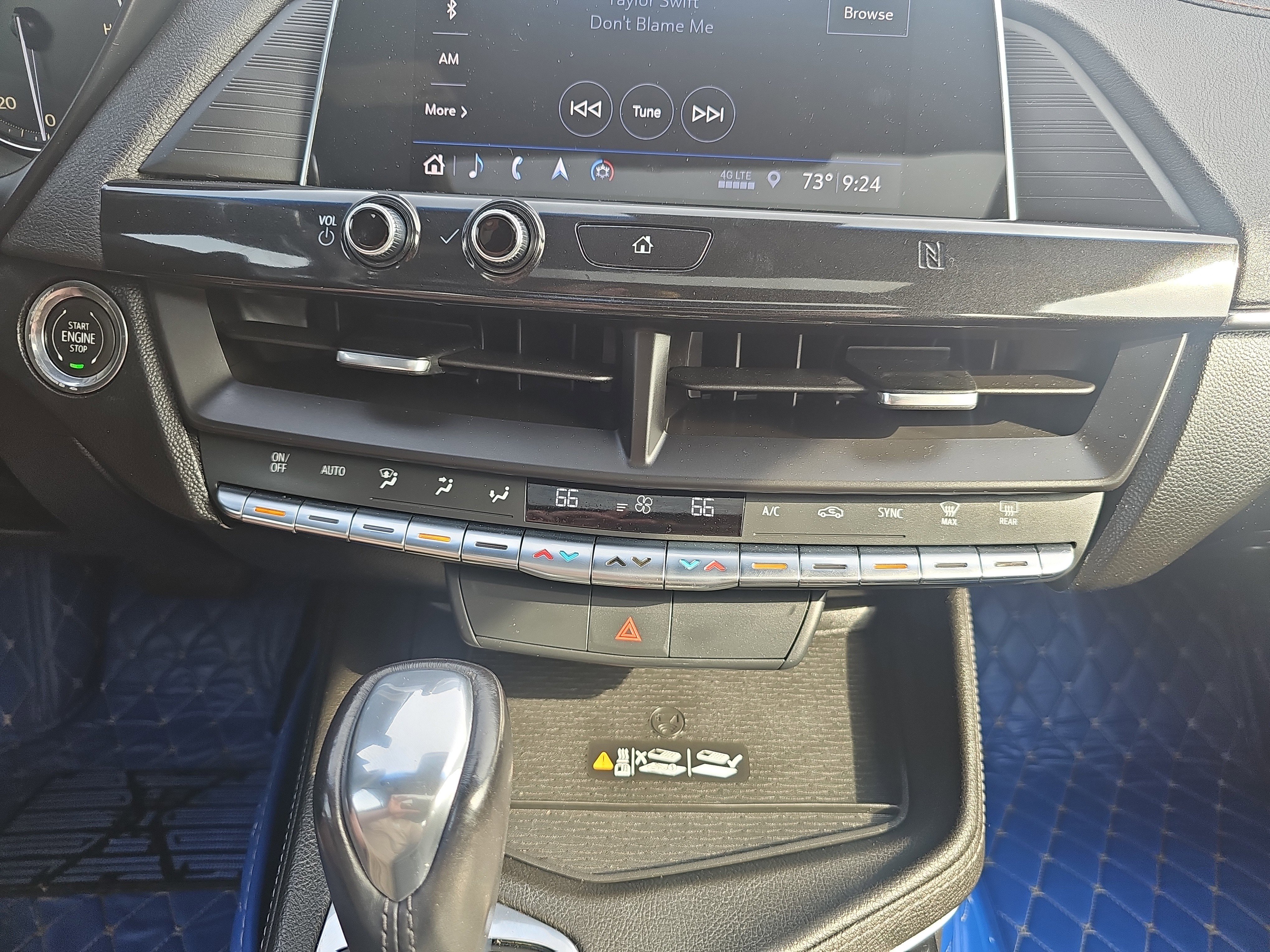 Used 2020 Cadillac CT4 Luxury w/ Sun And Sound Package RWD image 27