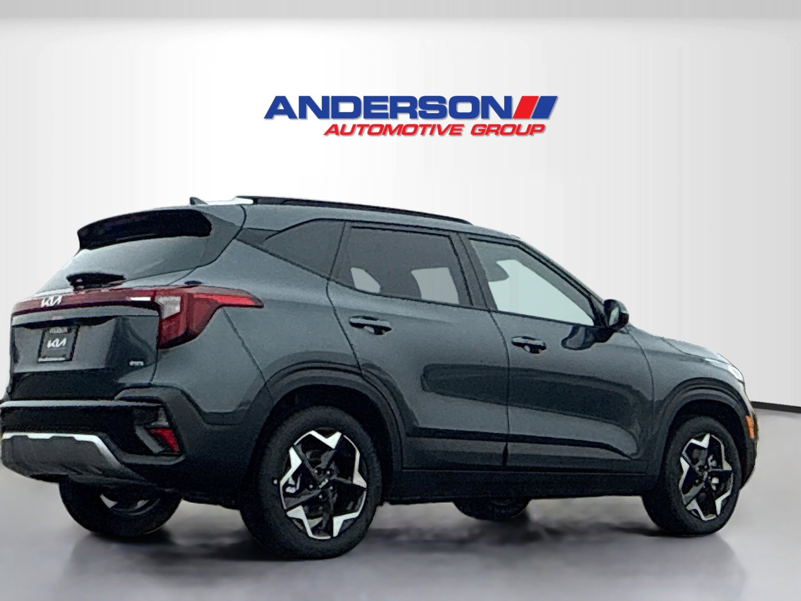 New 2026 Kia Seltos S AWD/4WD image 2