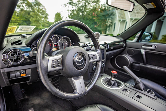 Used 2008 MAZDA MX-5 Miata Grand Touring w/ Premium Pkg RWD image 31