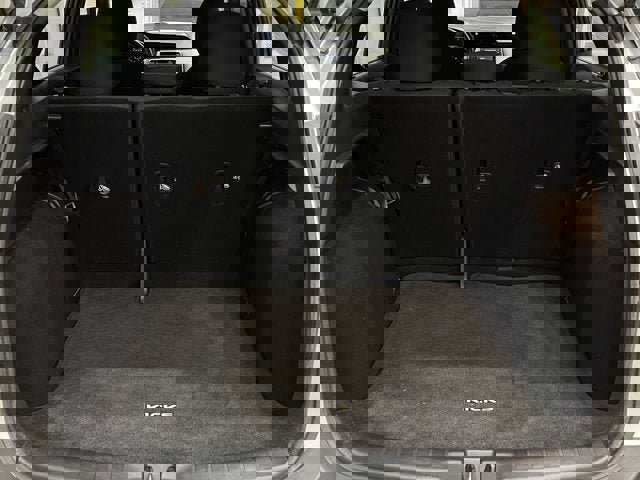 Used 2020 Nissan Kicks S image 32