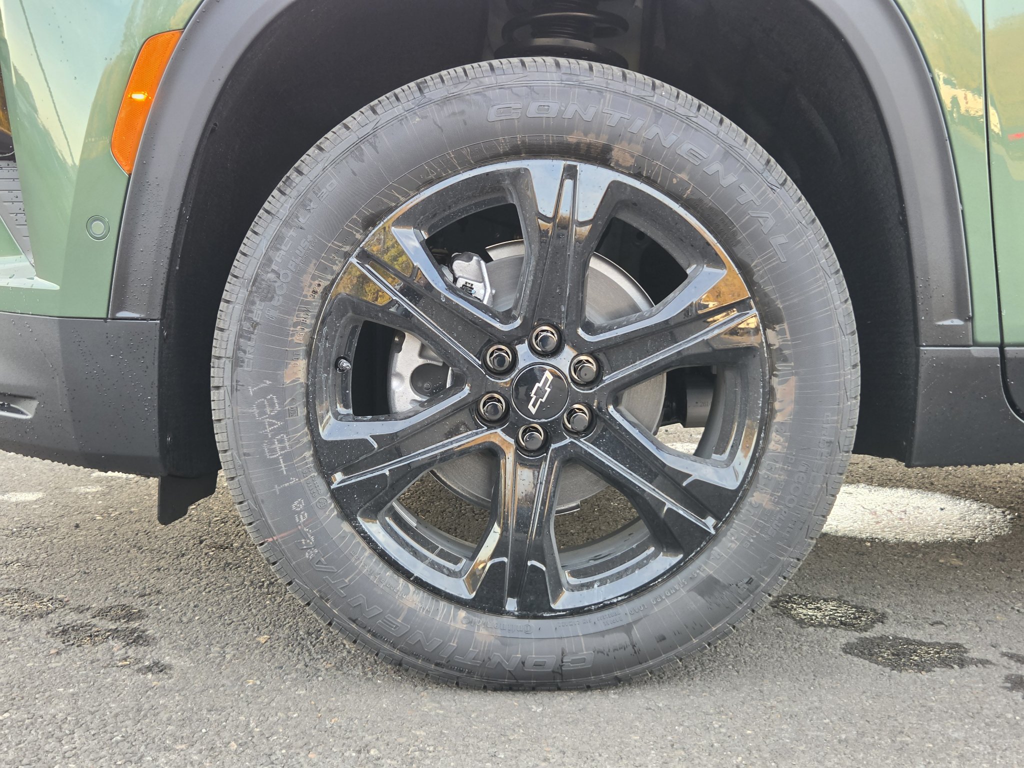New 2027 Chevrolet Traverse LT w/ Enhanced Driving Package AWD/4WD image 4