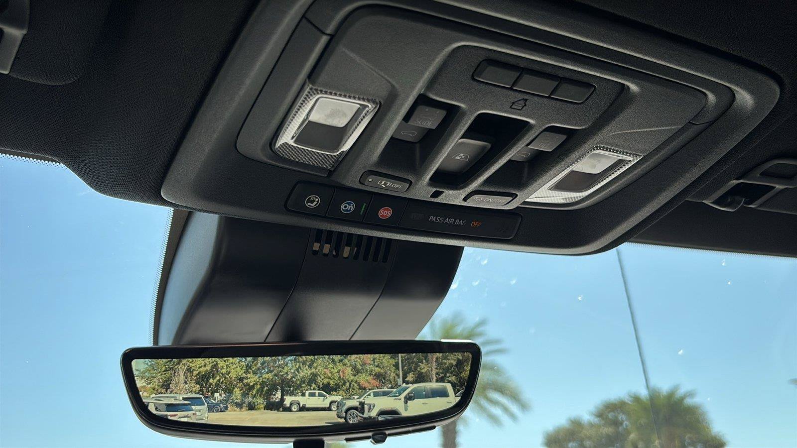 New 2026 GMC Sierra 1500 AT4 w/ AT4 Premium Package AWD/4WD image 38