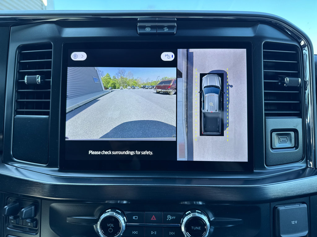 New 2026 Ford F250 4x4 Crew Cab Super Duty image 13