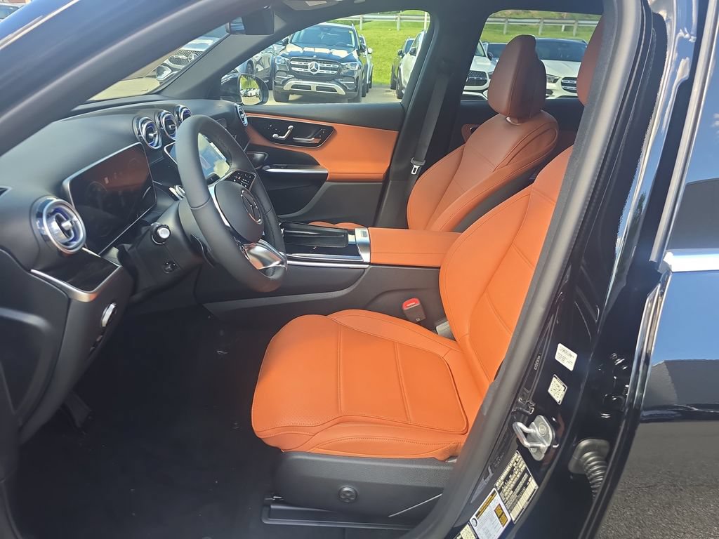 New 2026 Mercedes-Benz GLC 300 4MATIC image 9