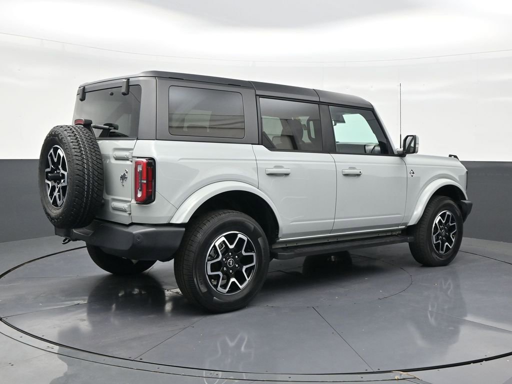 Used 2022 Ford Bronco Outer Banks AWD/4WD image 5