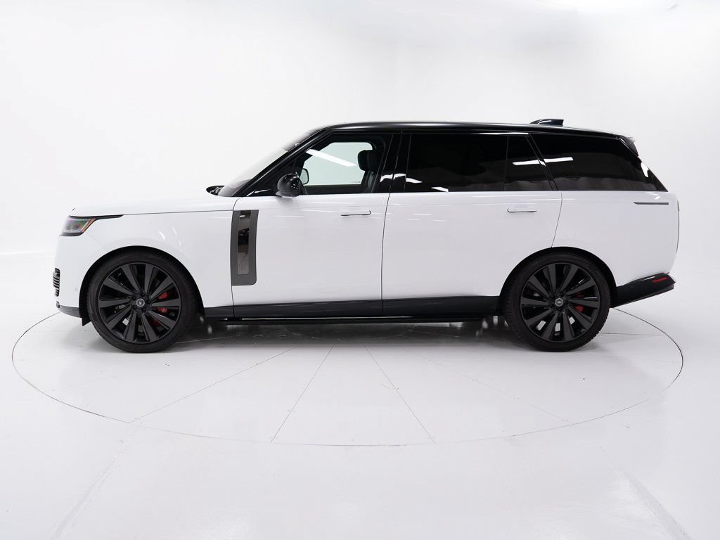 Used 2023 Land Rover Range Rover SV AWD/4WD image 2