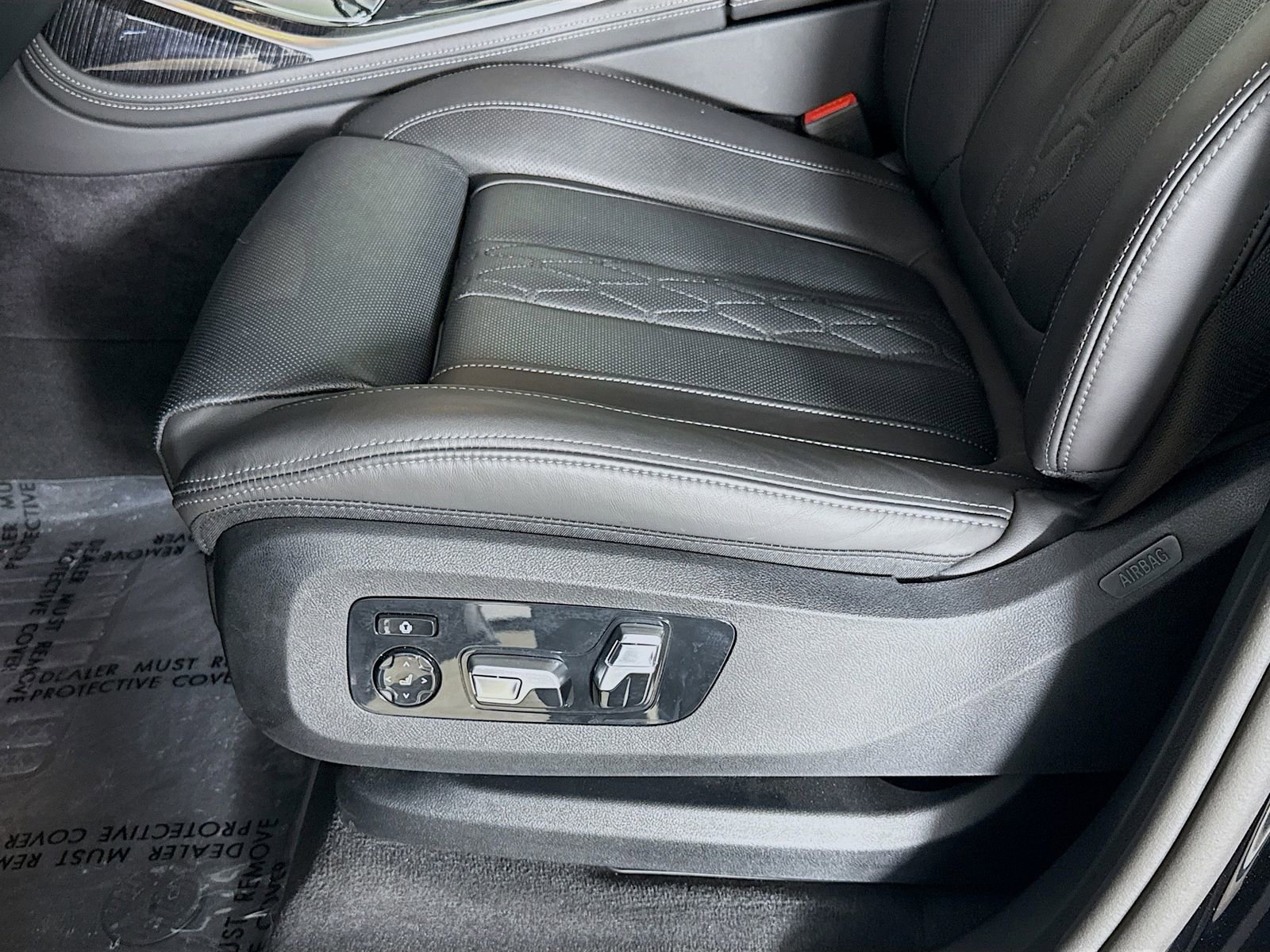 Used 2025 BMW X7 M60i image 20