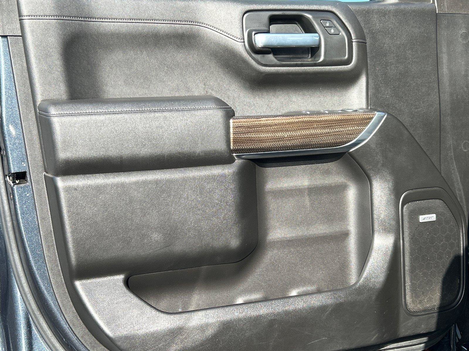 Used 2021 Chevrolet Silverado 1500 LT Trail Boss w/ Convenience Package II AWD/4WD image 19