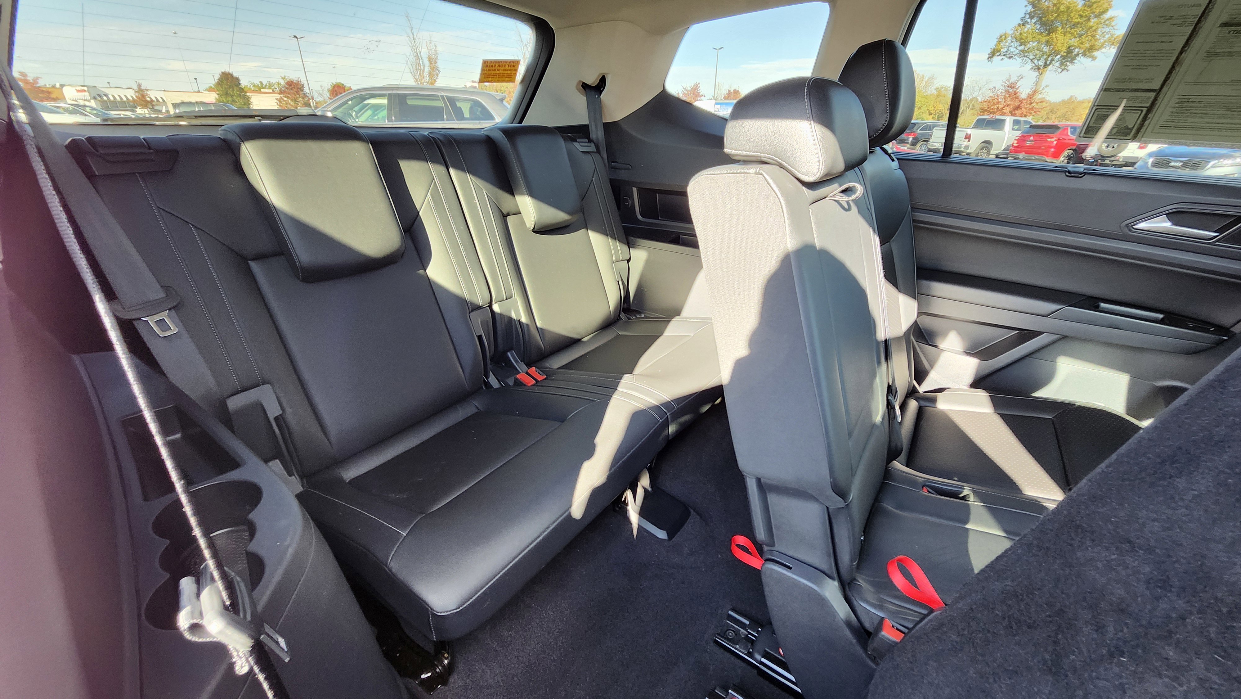 Used 2020 Volkswagen Atlas SE image 13