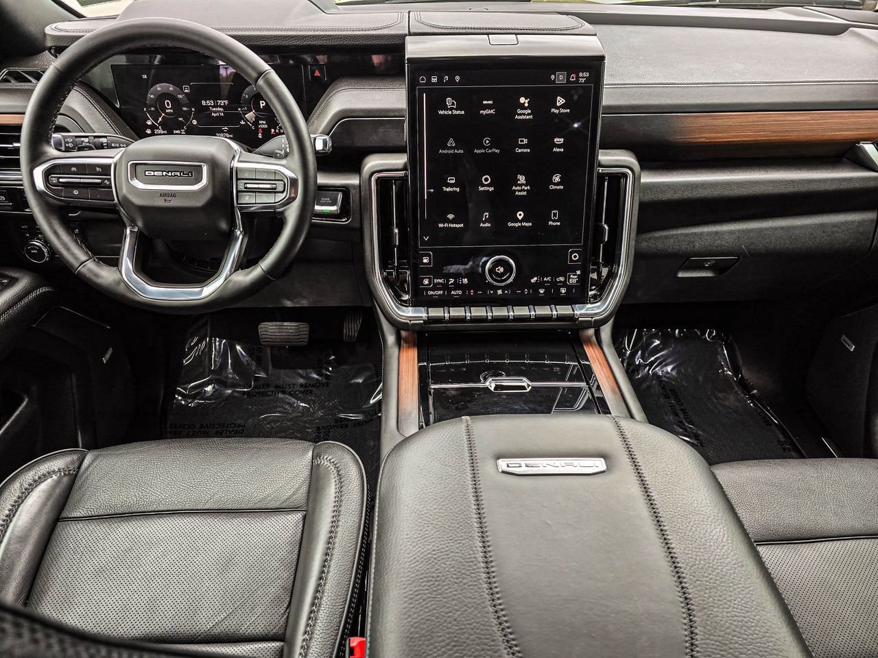 Certified 2025 GMC Yukon XL Denali w/ Sun & Power Step Package AWD/4WD image 38
