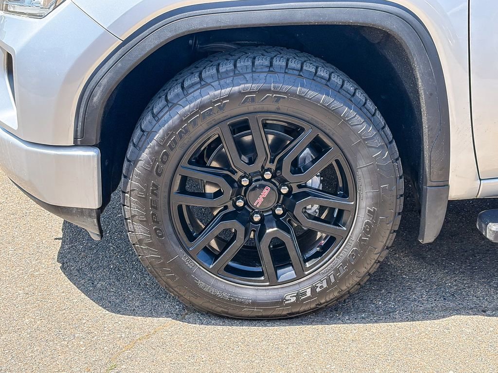 Used 2021 GMC Sierra 1500 Elevation w/ LPO, Elevation Black Package AWD/4WD image 7