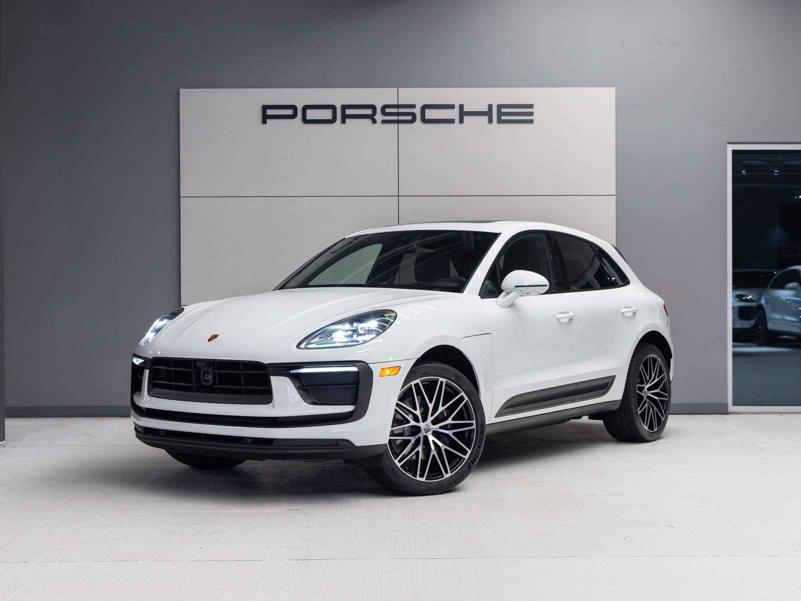 New 2026 Porsche Macan AWD/4WD image 1