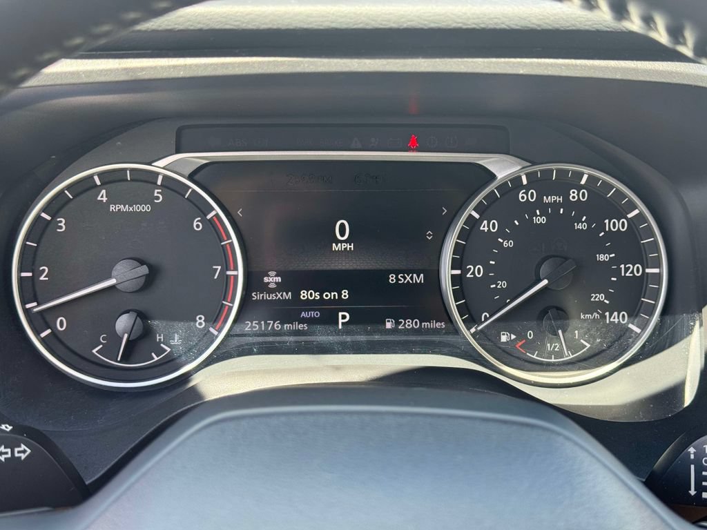 Used 2025 Nissan Rogue SV AWD/4WD image 24