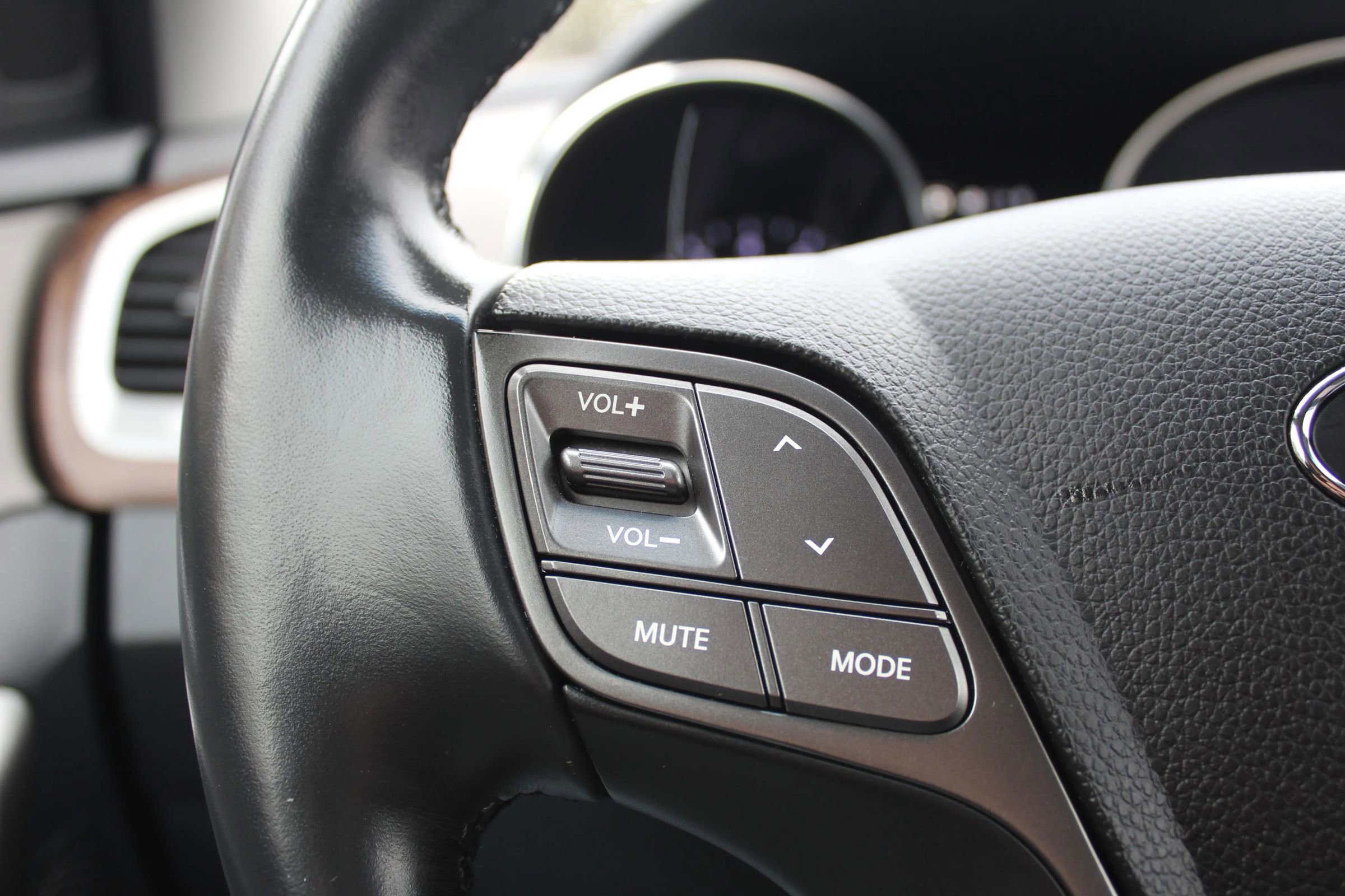 Used 2017 Hyundai Santa Fe SE w/ SE Premium Package 02 image 27