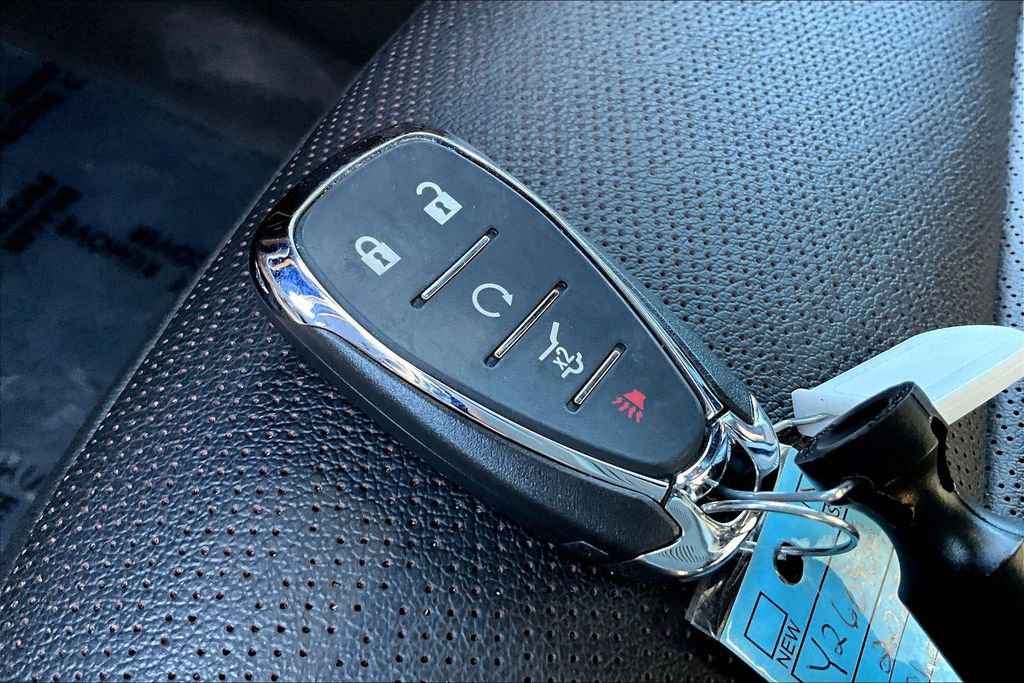 Used 2023 Chevrolet Traverse High Country w/ LPO, Floor Liner Package image 10