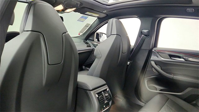 Used 2025 BMW X4 M w/ Competition Package image 30