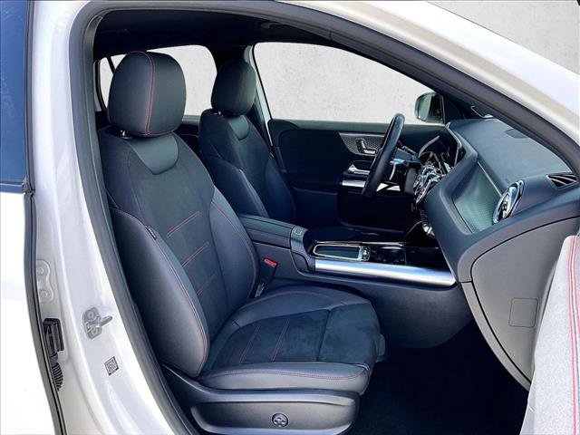 Used 2025 Mercedes-Benz GLA 250 image 9