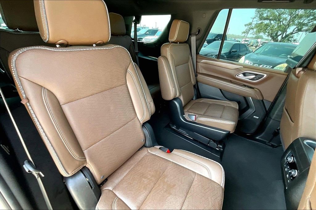 Used 2023 Chevrolet Tahoe High Country RWD image 22