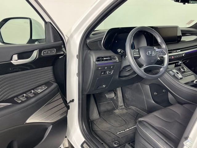 Used 2024 Hyundai Palisade Calligraphy image 23