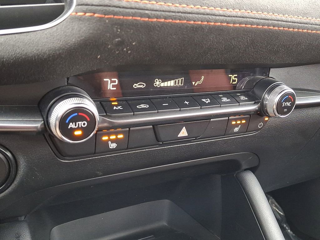 Used 2024 MAZDA MAZDA3 s image 16