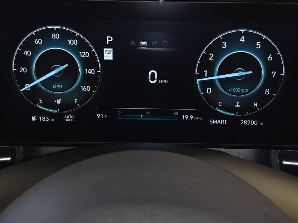 Used 2025 Hyundai Elantra SEL FWD image 23