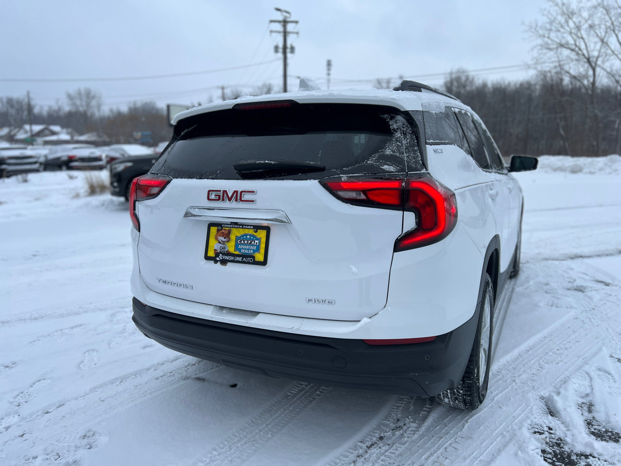 Used 2018 GMC Terrain SLE w/ Driver Convenience Package image 9
