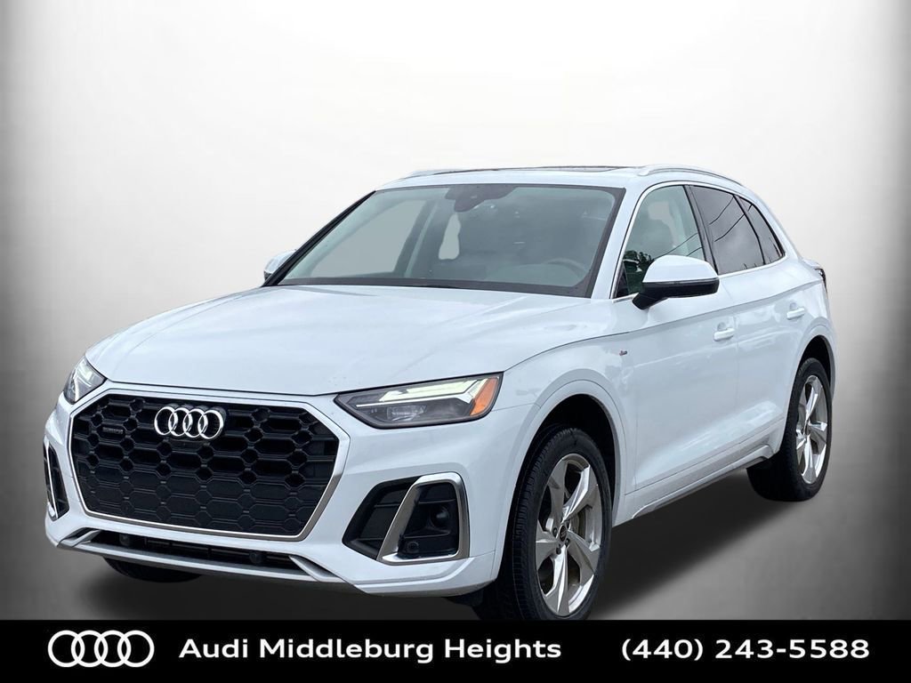 Certified 2022 Audi Q5 2.0T Premium Plus image 2