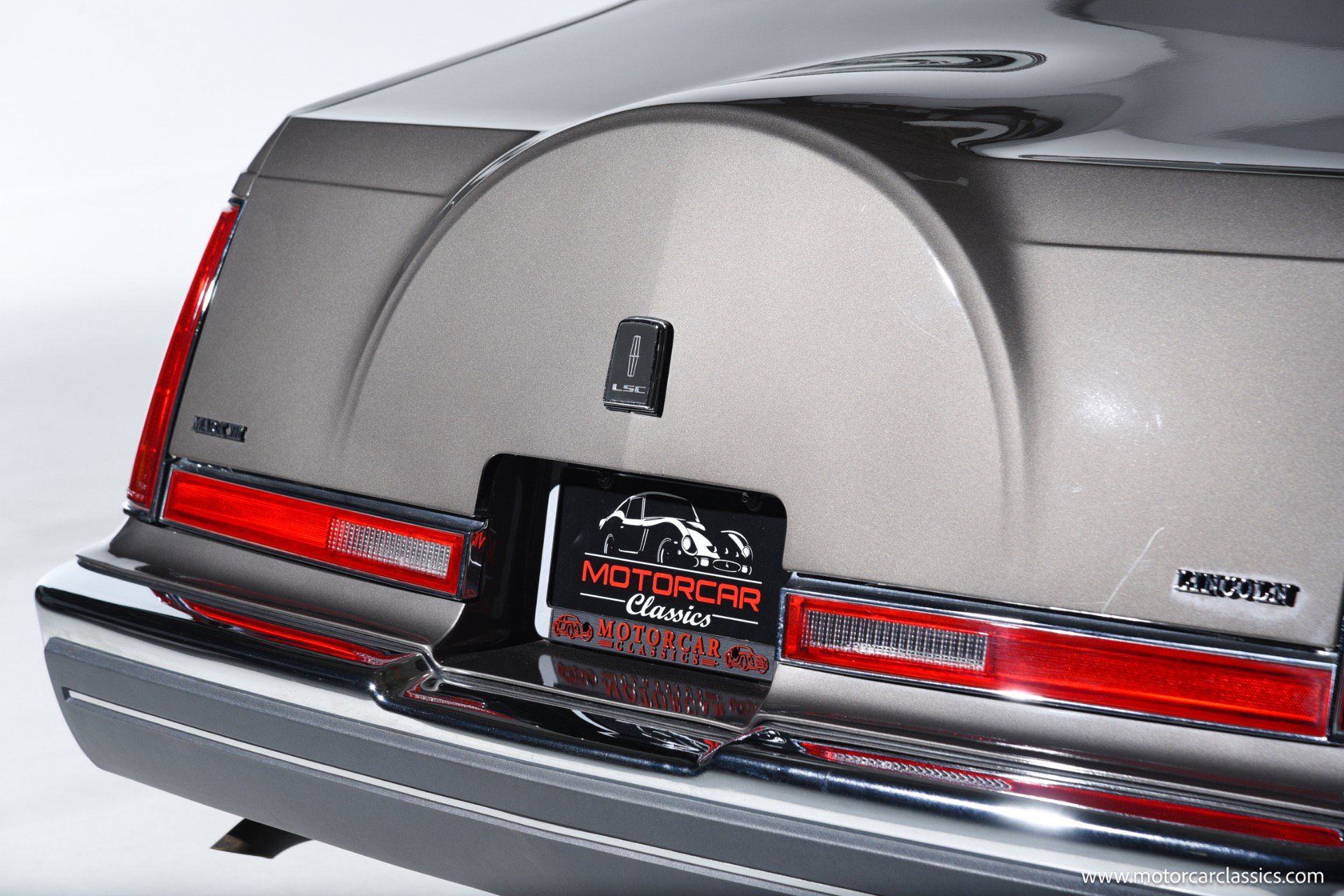 Used 1988 Lincoln Mark VII LSC RWD image 18