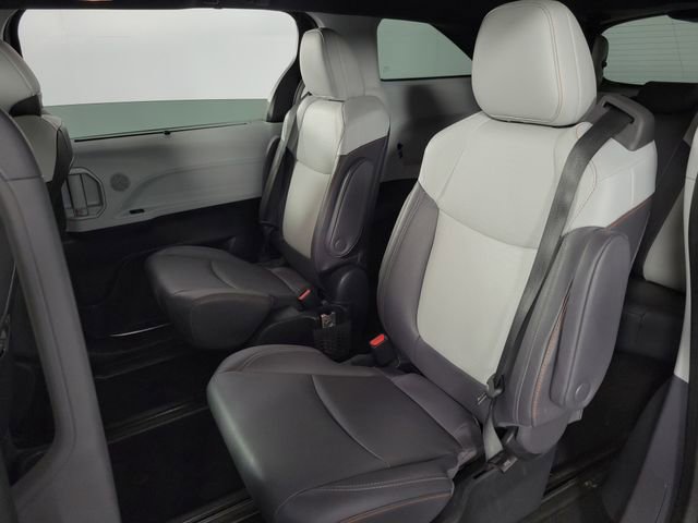Used 2023 Toyota Sienna XSE w/ XSE Plus Package image 19