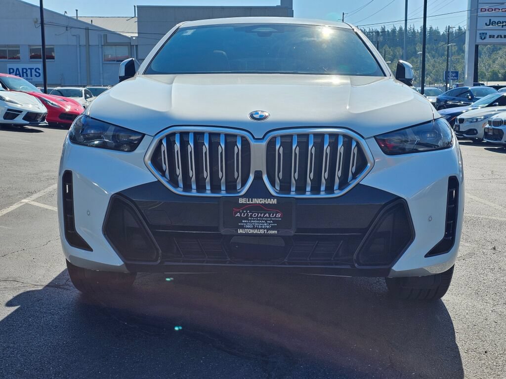 Used 2024 BMW X6 xDrive40i AWD/4WD image 8
