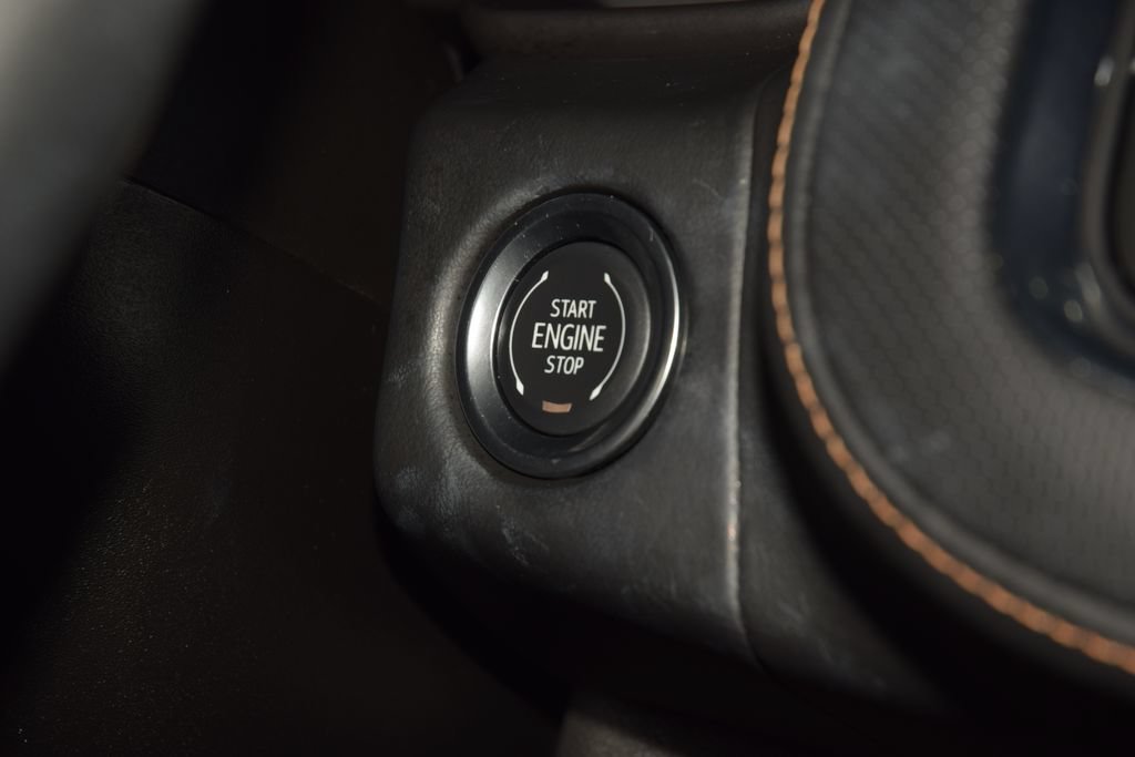 Used 2024 GMC Yukon AT4 AWD/4WD image 37