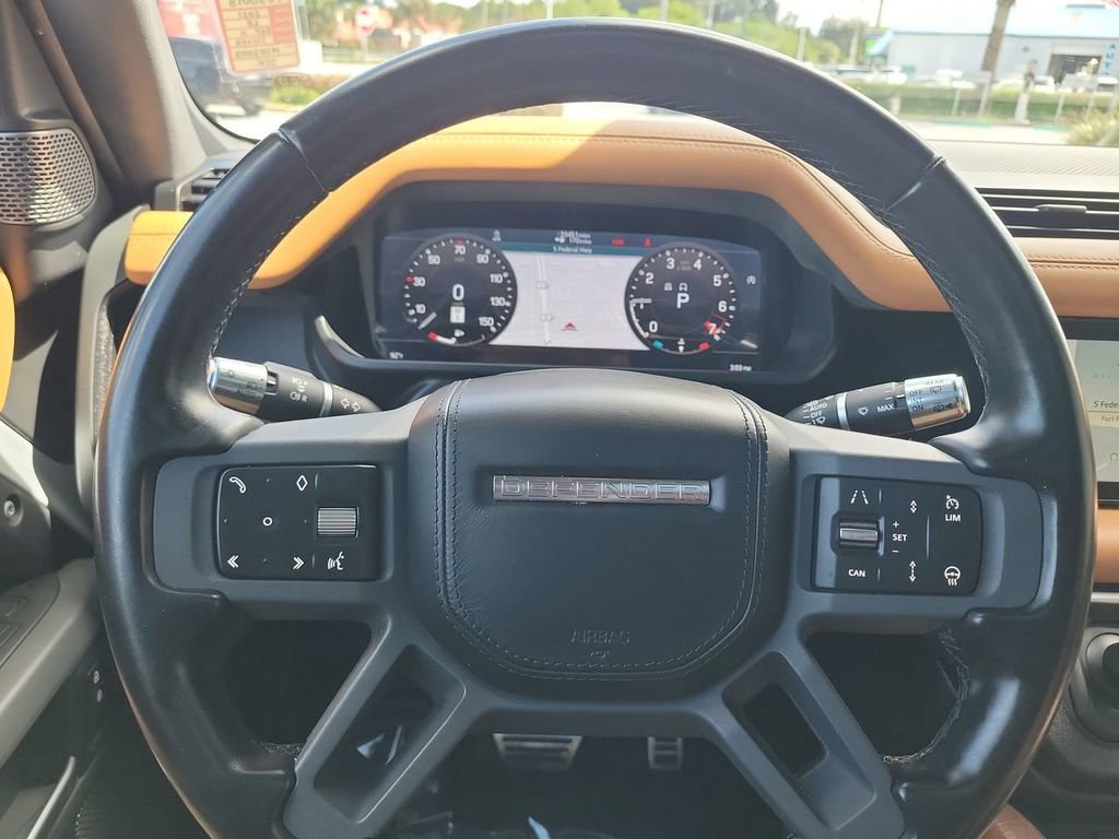 Used 2021 Land Rover Defender 110 X image 28