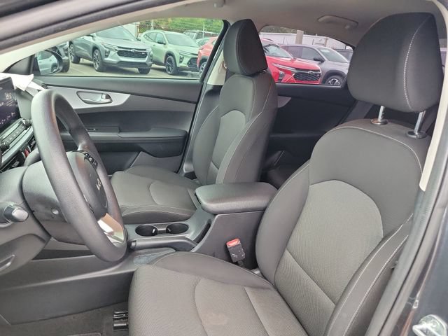 Used 2024 Kia Forte LX FWD image 19