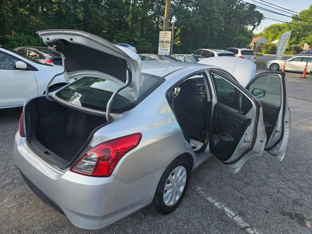 Used 2017 Nissan Versa S Plus image 8