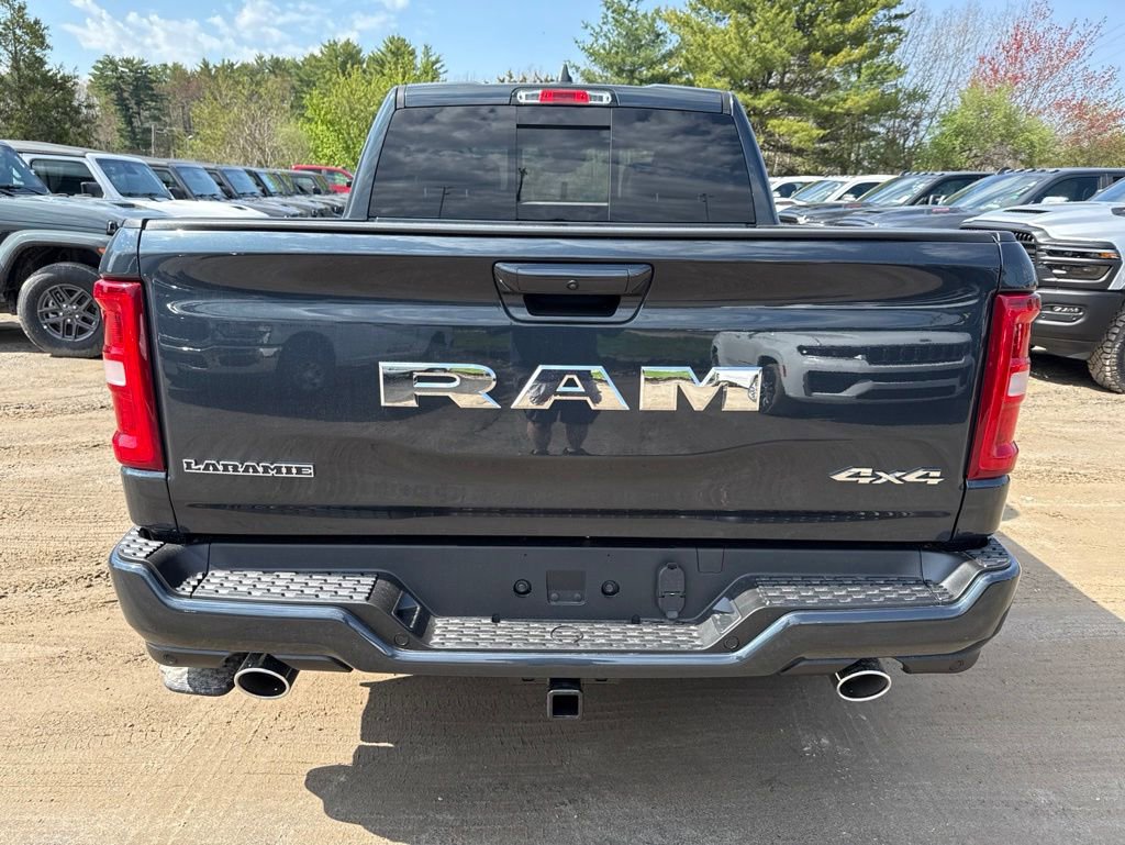 New 2026 RAM 1500 Laramie AWD/4WD image 4