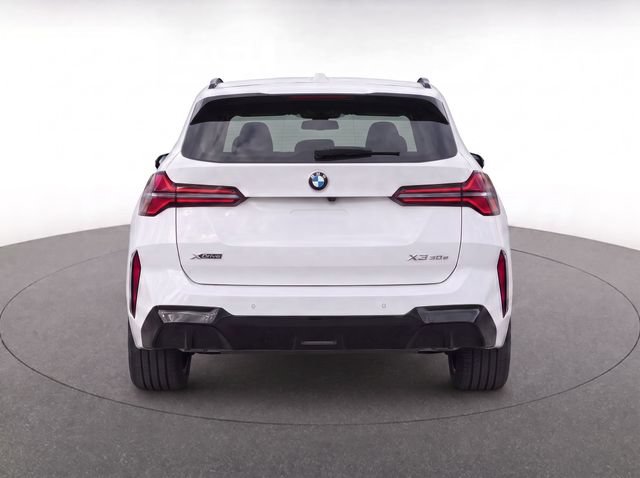 Used 2025 BMW X3 xDrive30i AWD/4WD image 7