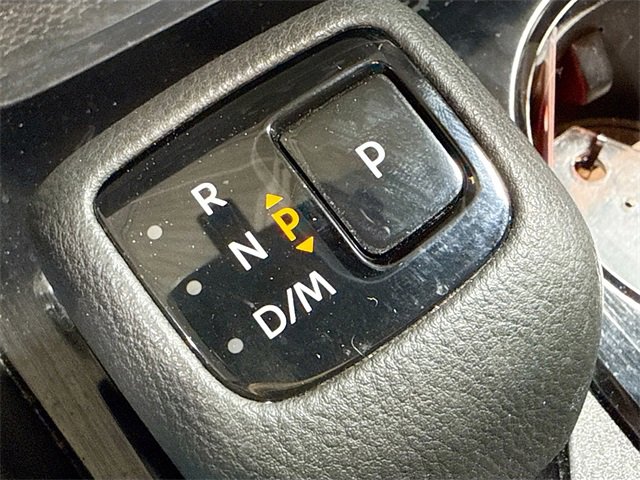 Used 2022 Nissan Rogue SL w/ SL Premium Package image 19