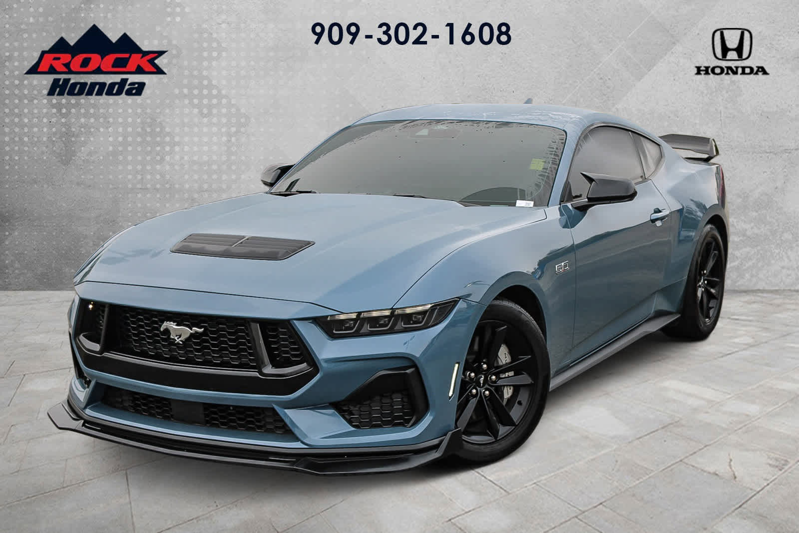 Used 2025 Ford Mustang GT RWD image 1