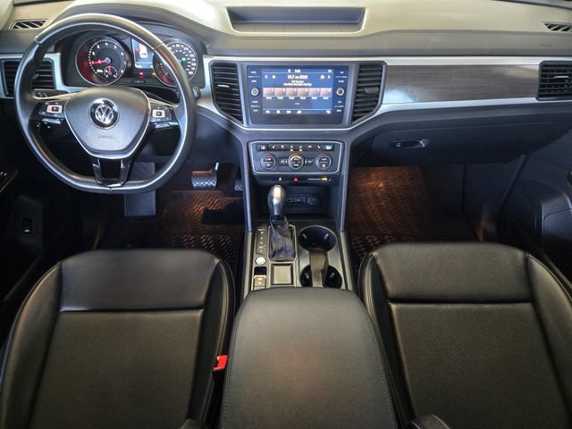 Used 2020 Volkswagen Atlas SE w/ Panoramic Sunroof Package FWD image 28