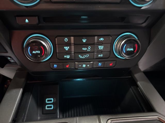 Used 2018 Ford F150 Raptor w/ Equipment Group 802A Luxury AWD/4WD image 19