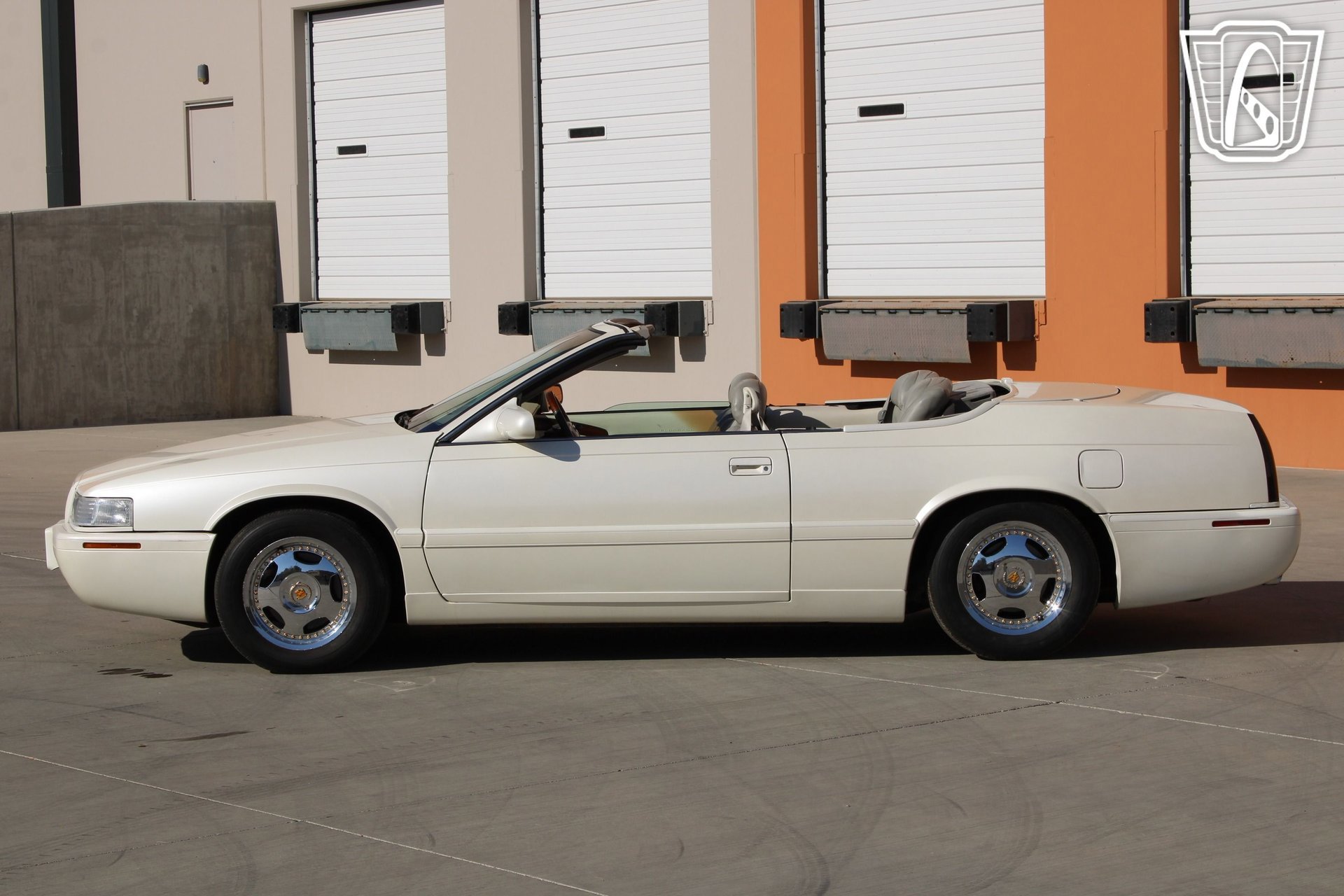 Used 2002 Cadillac Eldorado Touring w/ Preffered Equipment Group image 21