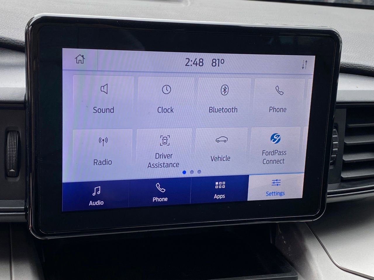 Used 2021 Ford Explorer XLT image 28